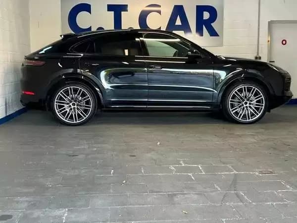 Porsche Cayenne Coupe S /VOLL /panorama /AHK - Photo 2