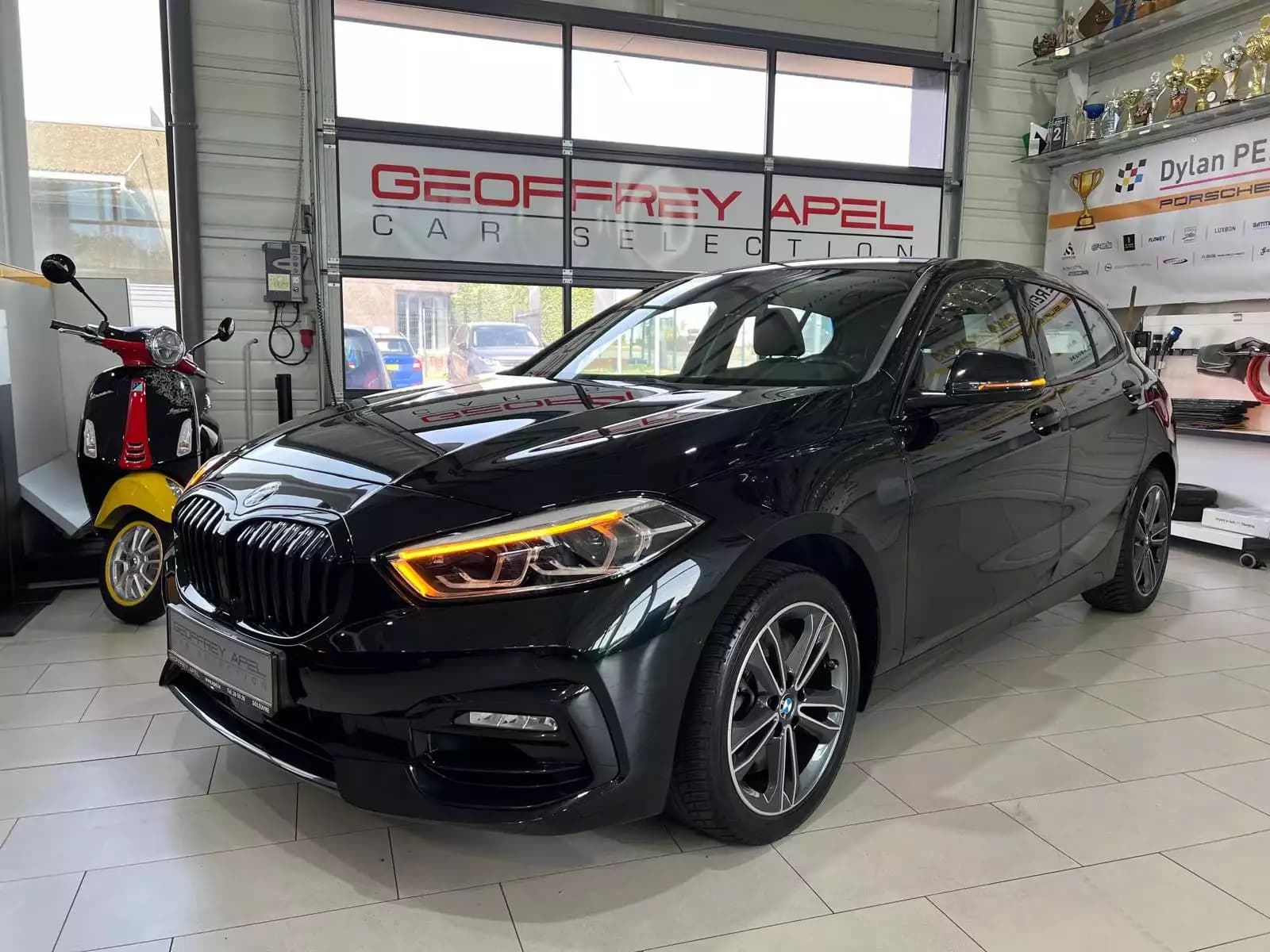 BMW 120 i SPORT LINE PAKET, CUIR, NAVI, CAMERA, LED, CARPLAY, VOLANT M, 1 HAND - Photo 1