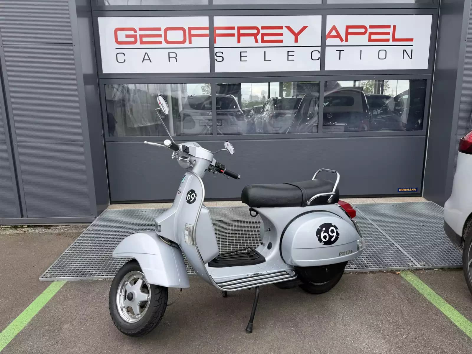 Vespa PX 125 - Photo 1
