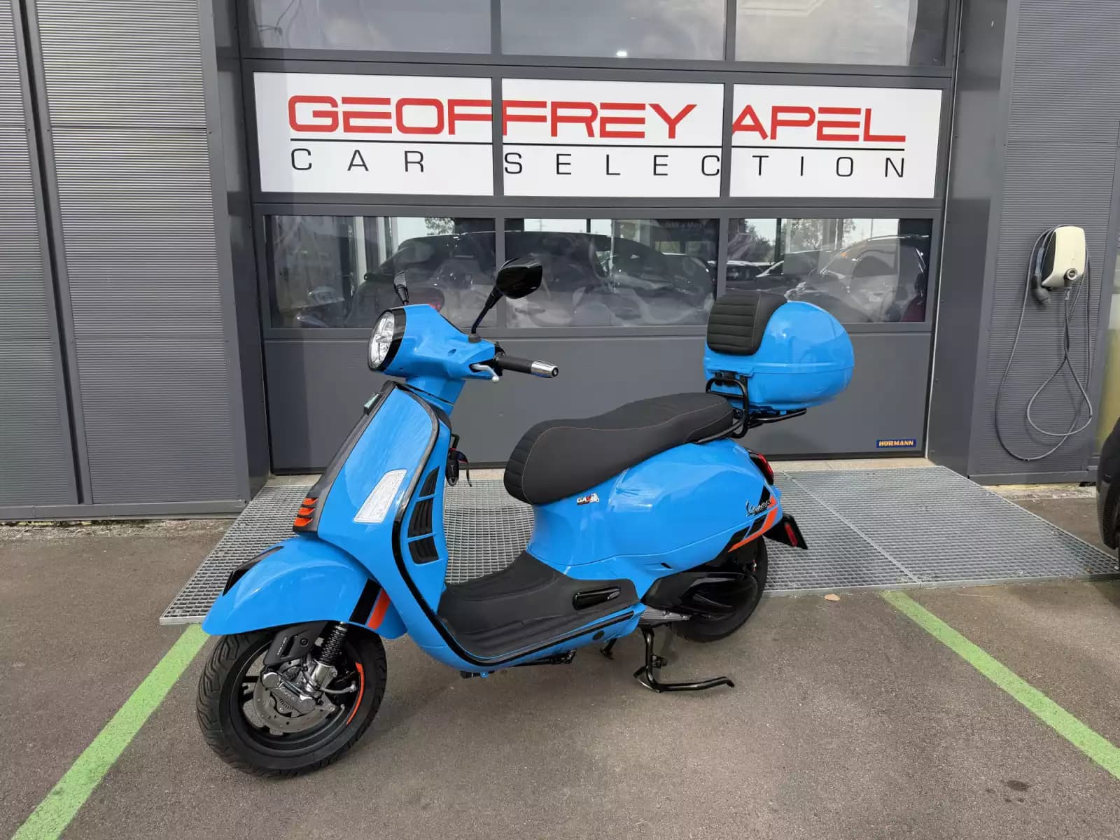 Vespa GTS Super Sport 310 - Photo 1