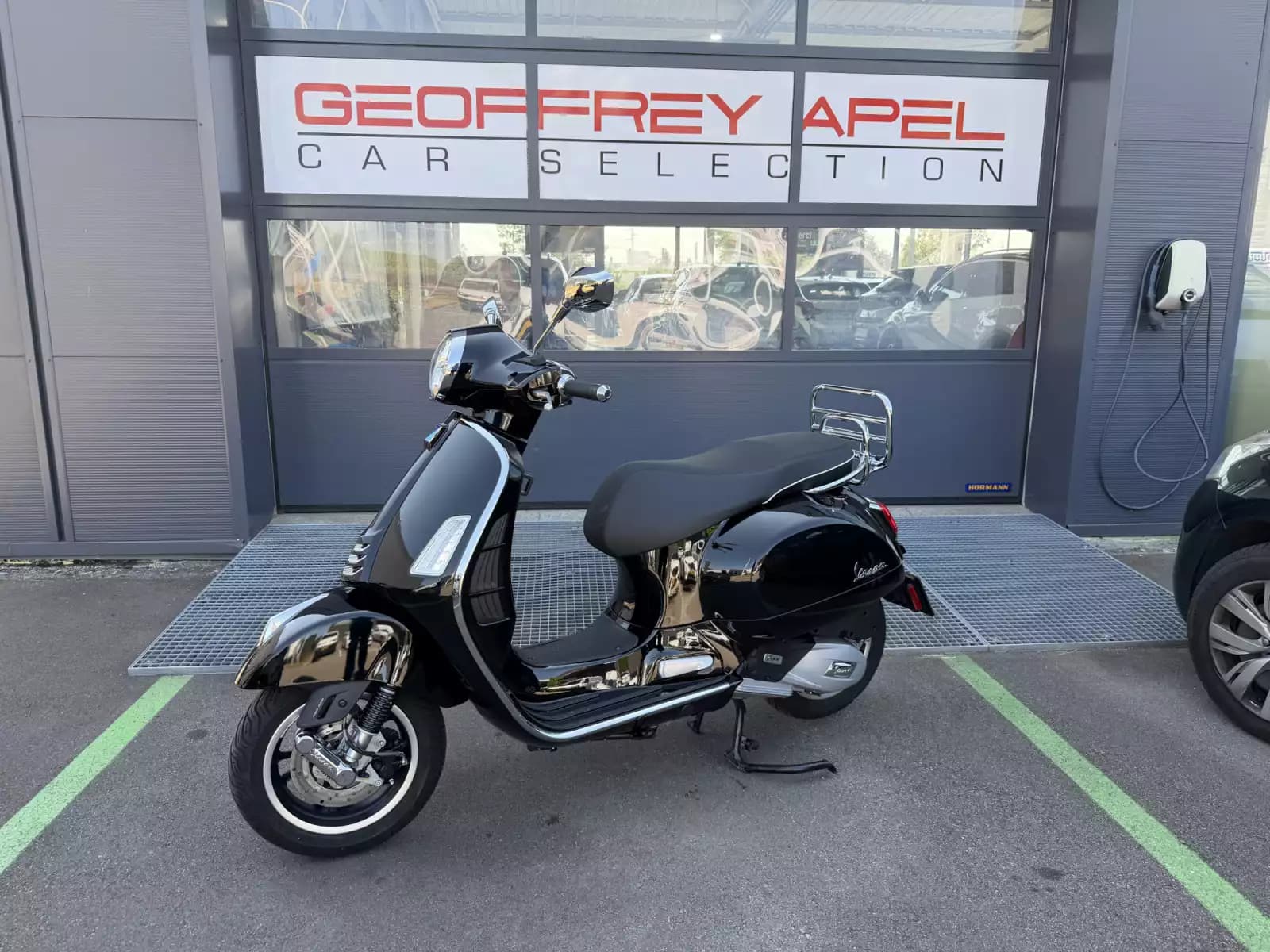 Vespa GTS 125 Super - Photo 1