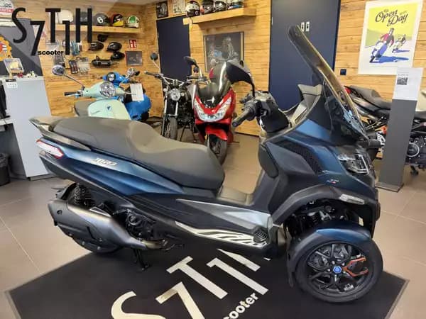 Piaggio MP3 530 - Photo 2