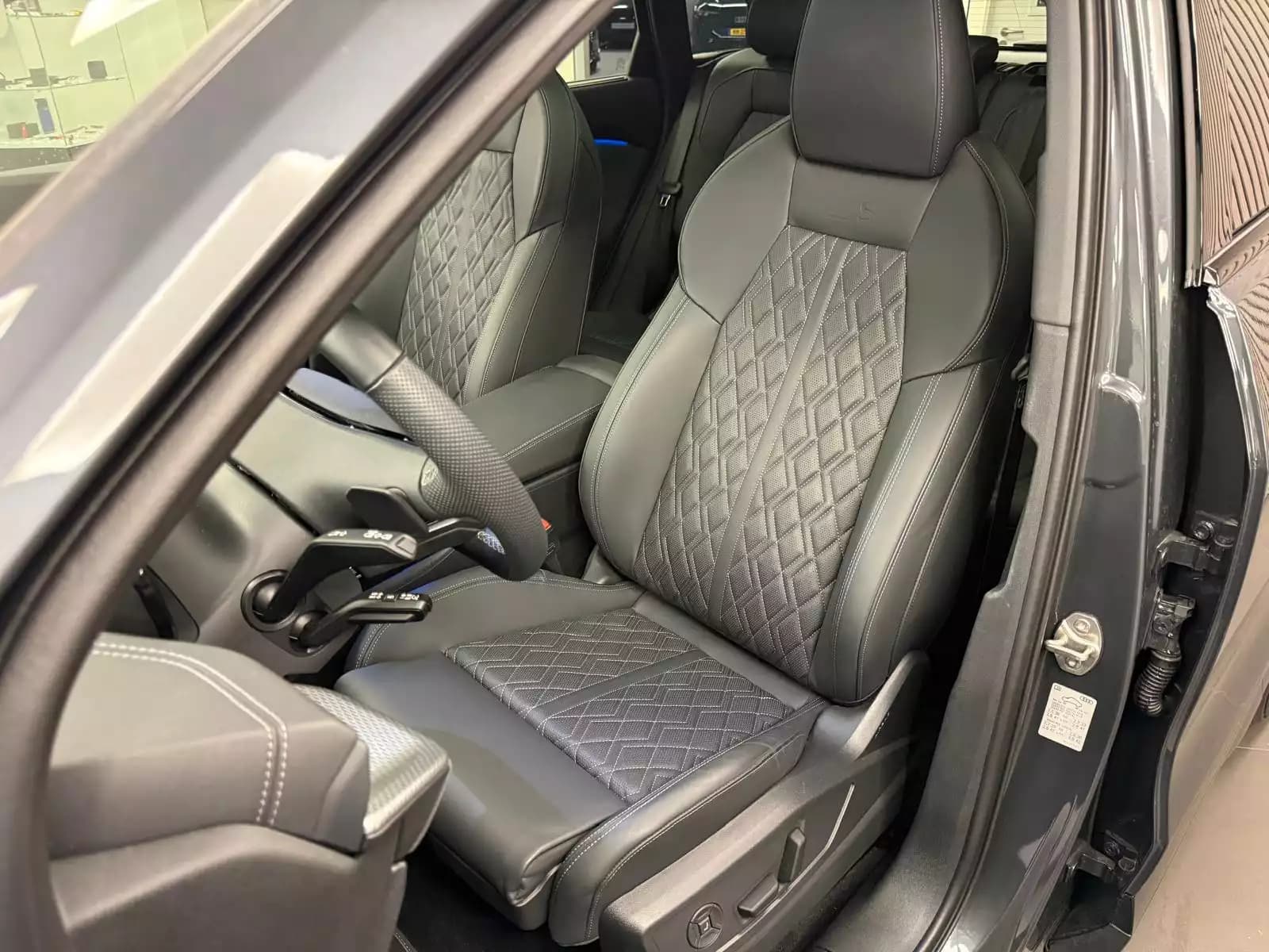 Audi SQ5 SUV 367 CH / 270 kW TFSI quattro S tronic - Photo 1