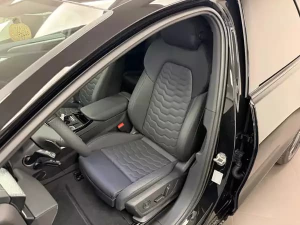 Audi A6 e-tron Avant e-tron performance S Line 367 CH / 270 KW - Photo 2