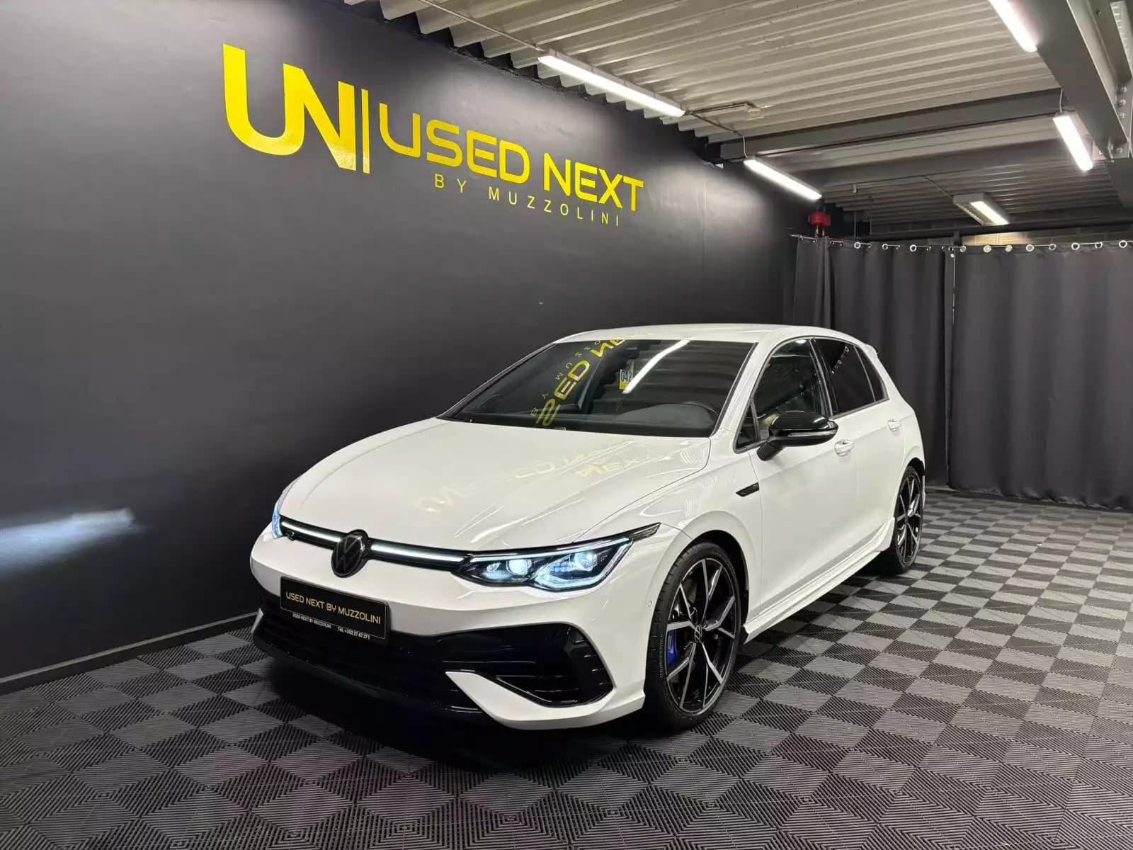 Volkswagen Golf R 4Motion 2.0 TSI 320CV - Photo 1