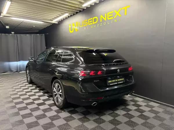 Peugeot 508 SW Allure Pack PHEV 225cv - Photo 3