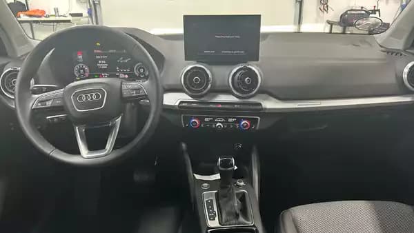 Audi Q2 35 TFSI 150cv S-line S-tronic - Photo 2