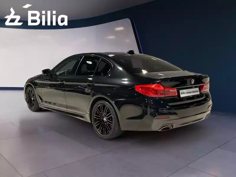 BMW 530 530i m-sport - Photo 1