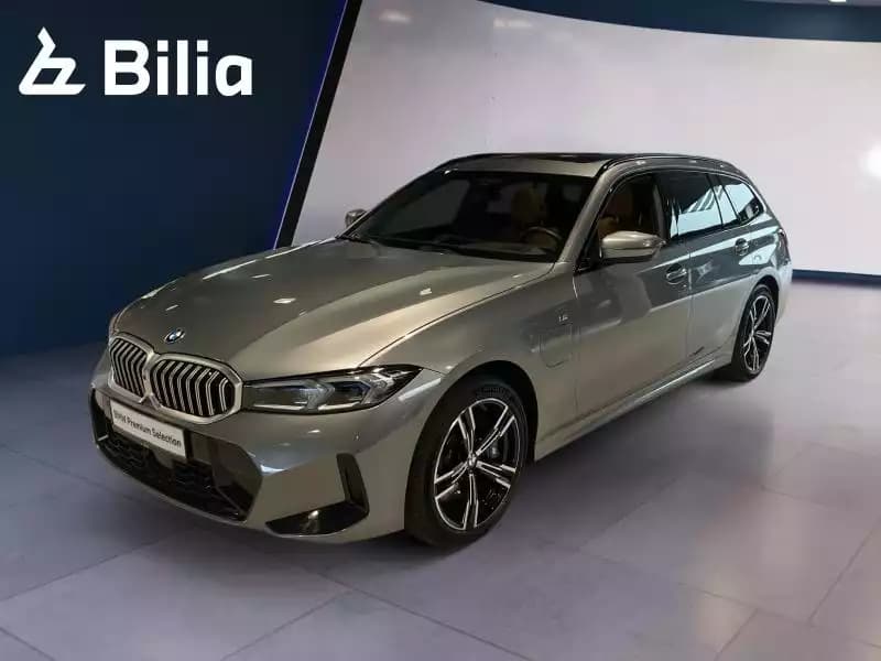 BMW 330 330e xDrive Touring M Sport - Photo 1
