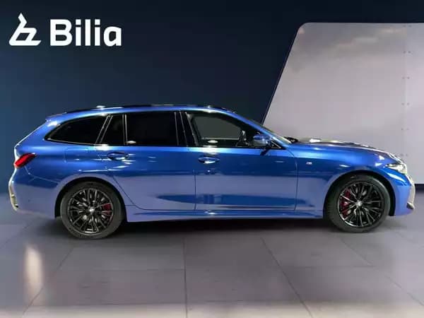 BMW 320 320i M-Sport - Photo 2