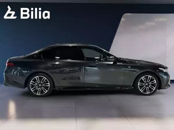 BMW 520 520d Berline M-sport - Photo 3