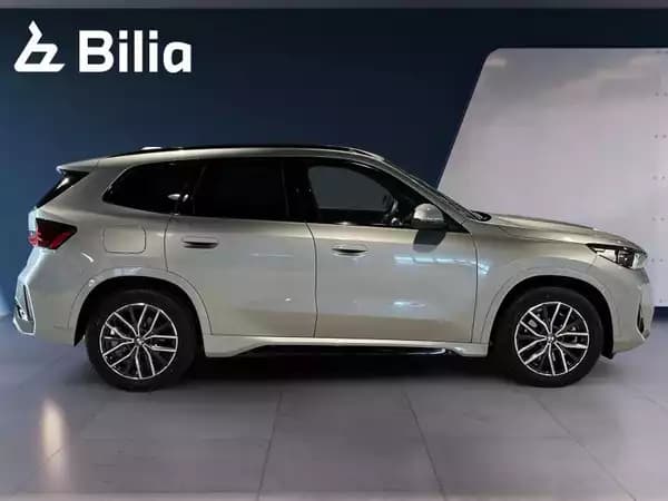 BMW X1 X1 xDrive23i M Sport - Photo 3