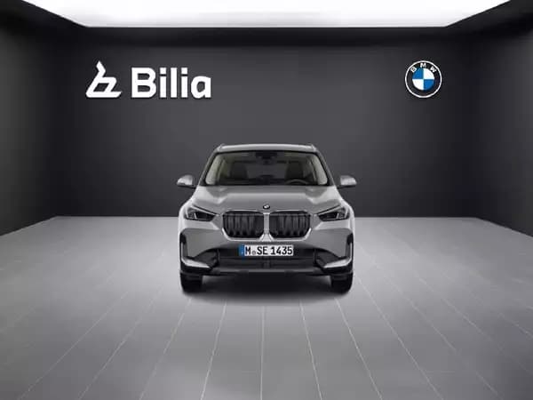 BMW X1 X1 sDrive18i - Photo 2