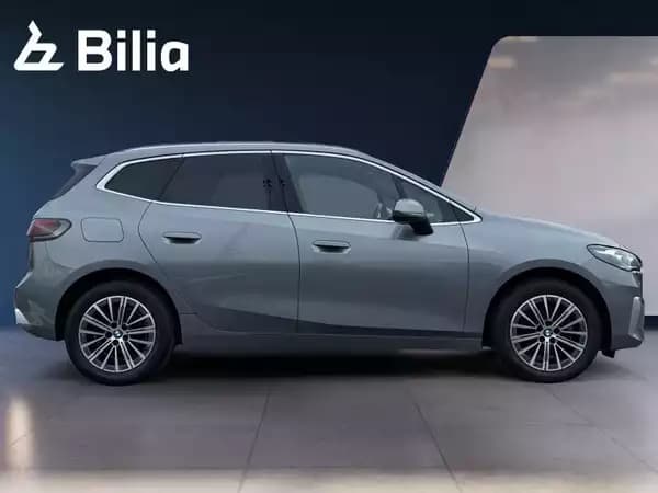 BMW 218 Active Tourer - Photo 2