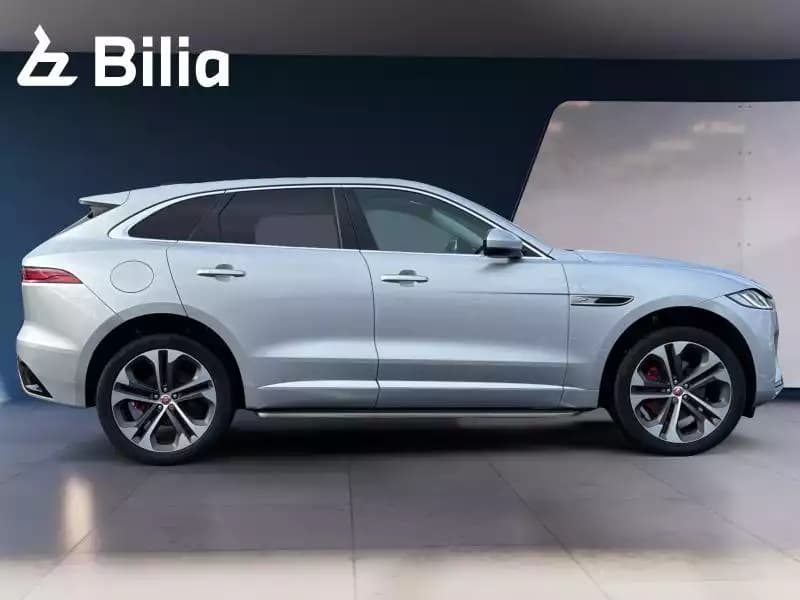 Jaguar F-Pace F-Pace R DYNAMIC - Photo 1