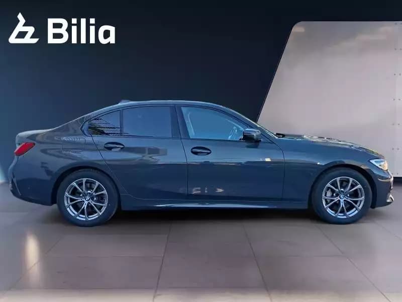 BMW 330 330e Berline Sport Line - Photo 1