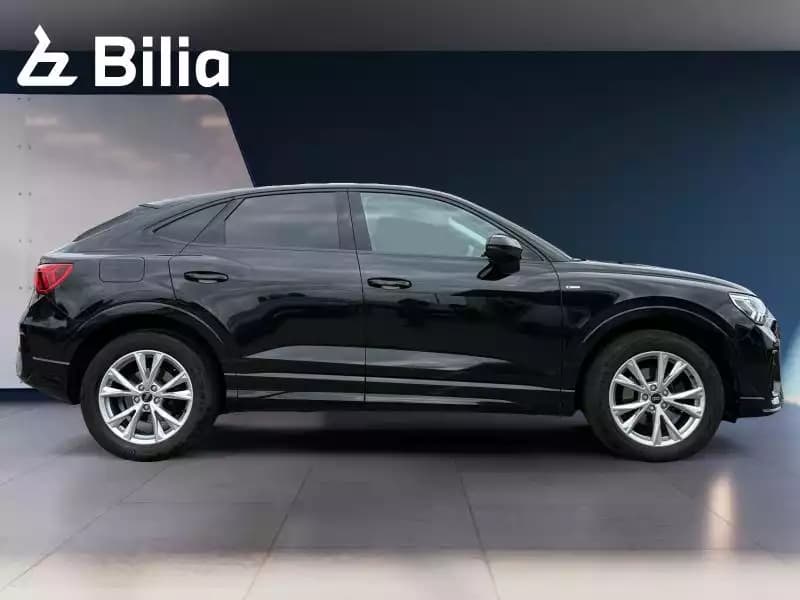 Audi Q3 Sportback S line - Photo 1