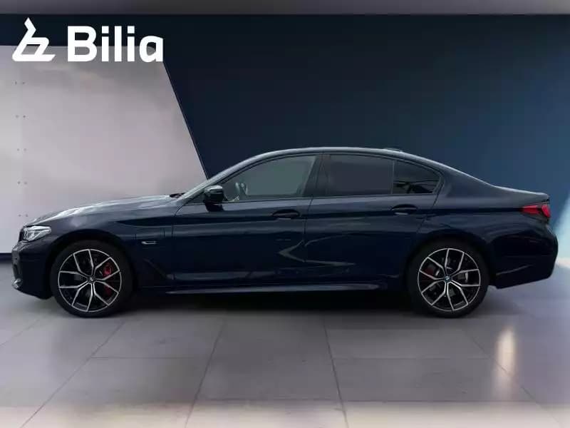 BMW 530 e xDrive - Photo 1