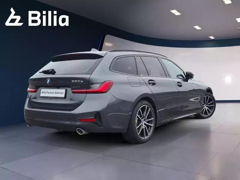 BMW 330 e xDrive touring - Photo 1