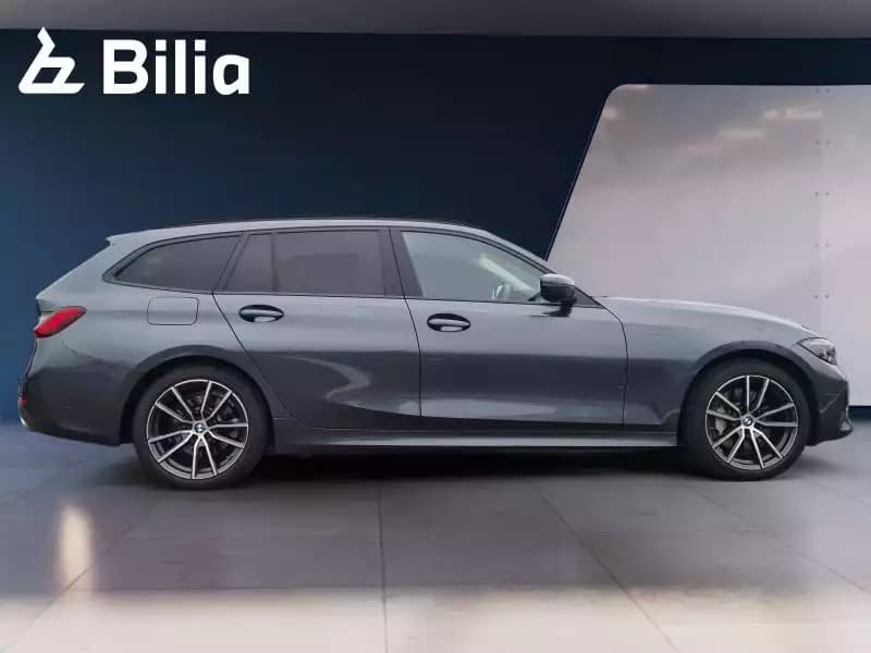 BMW 330 e xDrive touring - Photo 1