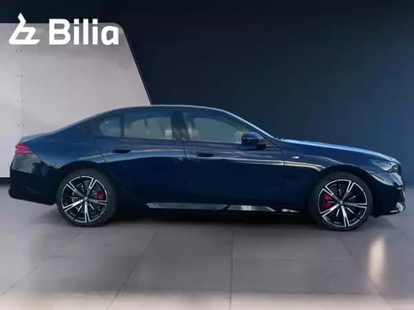 BMW 550 550e xDrive Berline Kit M Sport - Photo 2