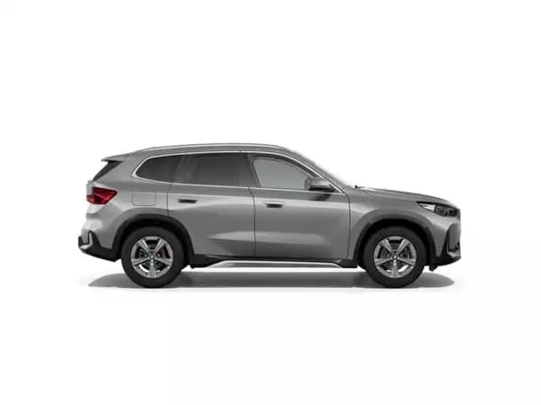 BMW X1 X1 sDrive18i xLine - Photo 2
