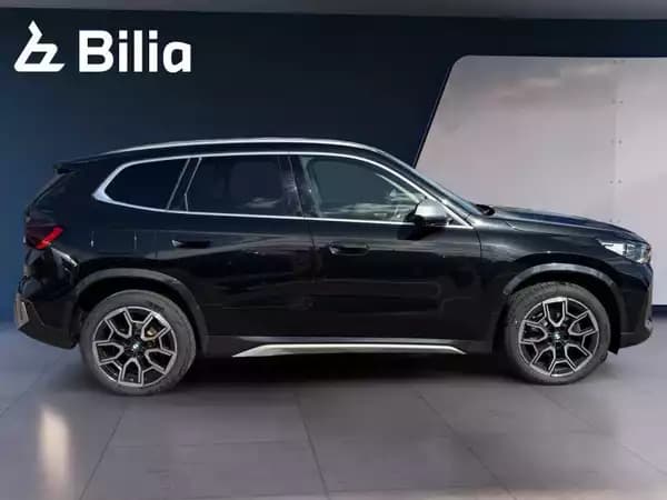 BMW X1 X1 sDrive18i x-Line - Photo 2