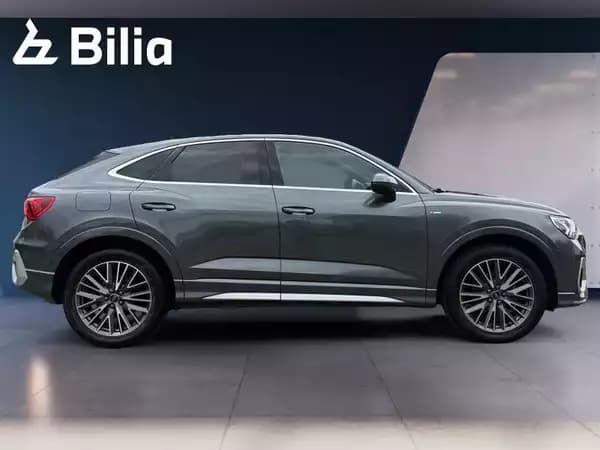 Audi Q3 Q3 SportBack S-LINE - Photo 2