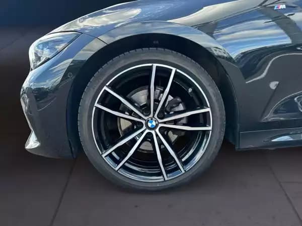 BMW 320 d - Photo 3