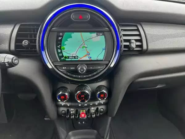 MINI Cooper Islington - Photo 3