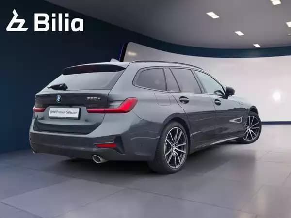 BMW 330 e xDrive touring - Photo 2