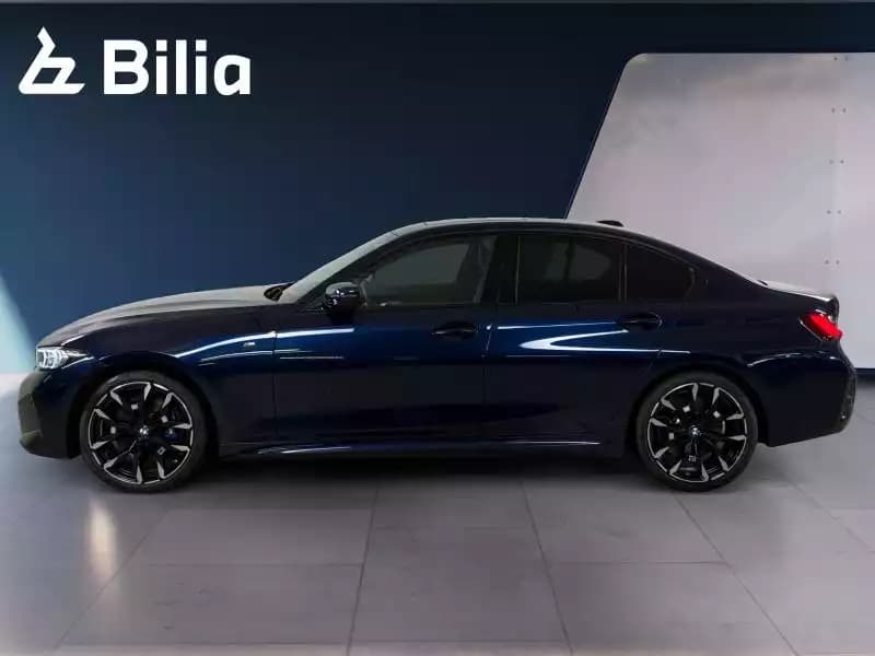 BMW 330 330d xDrive M-sport - Photo 1