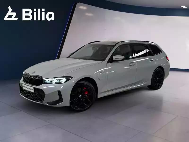 BMW 330 330e xDrive M-sport - Photo 1