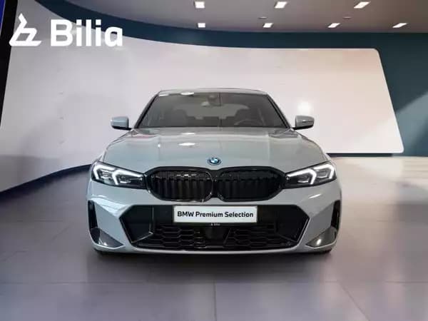BMW 330 330e xDrive M-sport - Photo 2