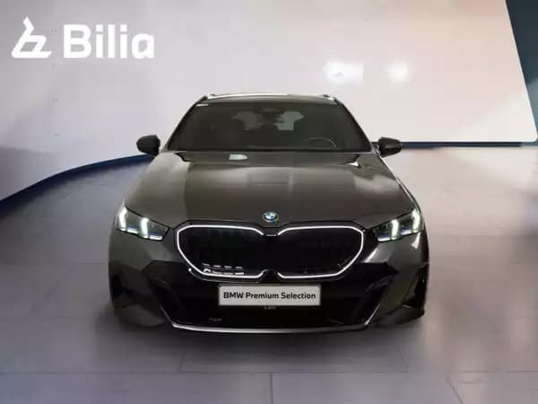 BMW 520 520i M-sport - Photo 2