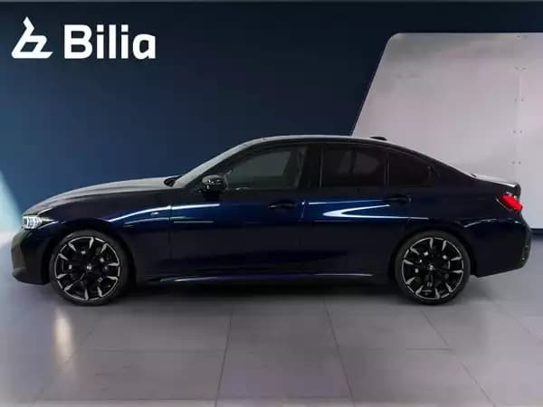 BMW 330 330d xDrive M-sport - Photo 2