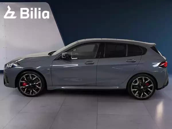 BMW 135 M135i xDrive - Photo 2