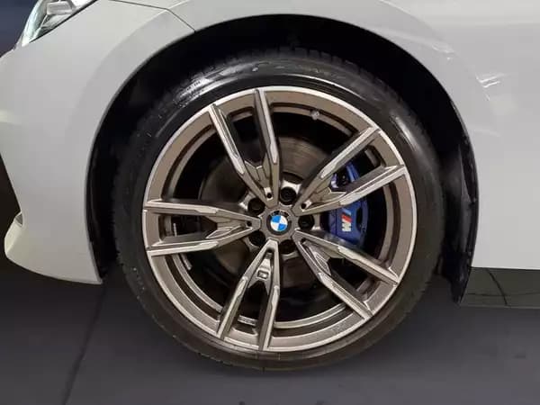 BMW 240 M240i xDrive - Photo 3