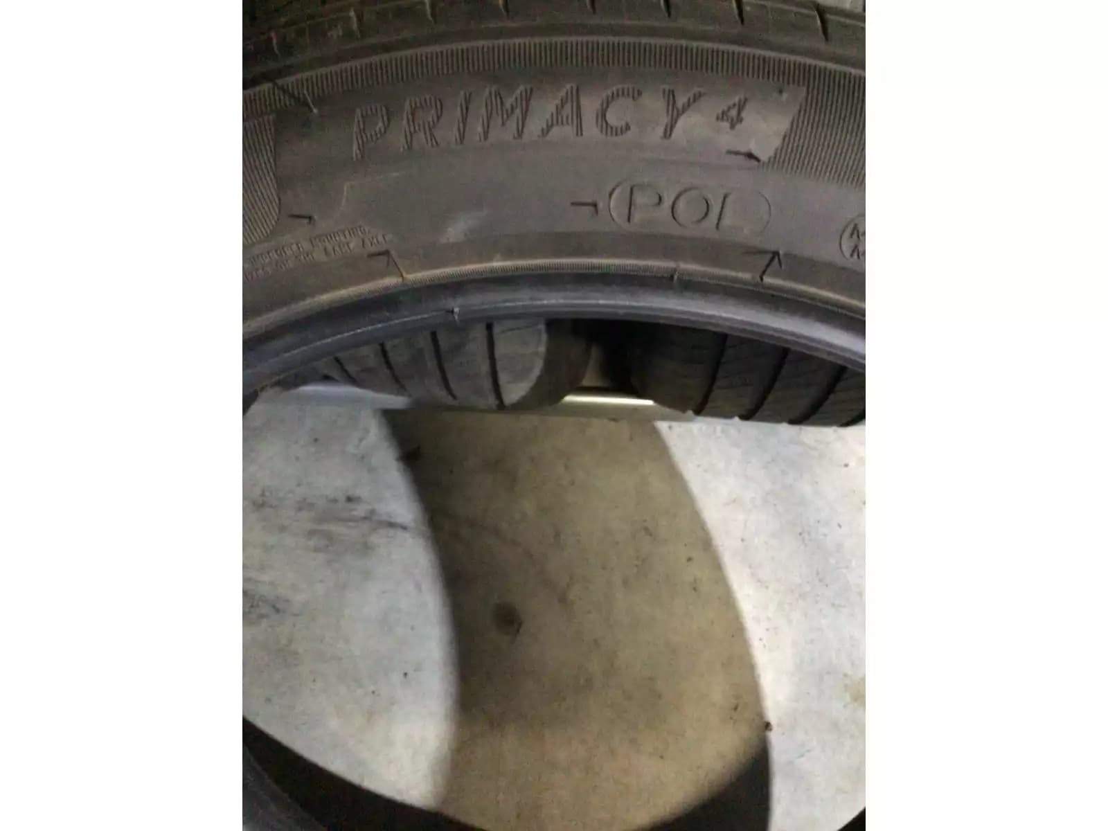 Pneus été 19 245/45 R19 102V - Photo 1