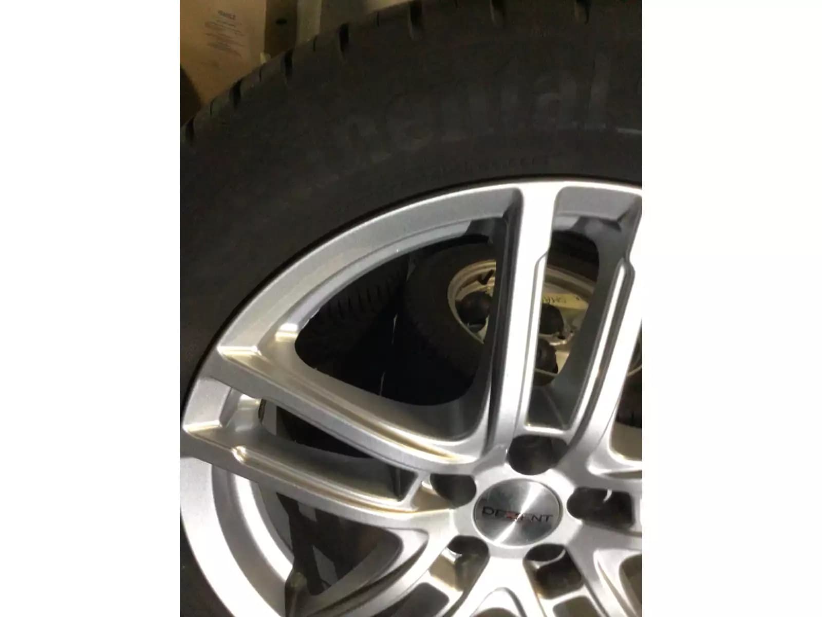 Jantes alu + Pneus été 17 205/55 R17 91V - Photo 1