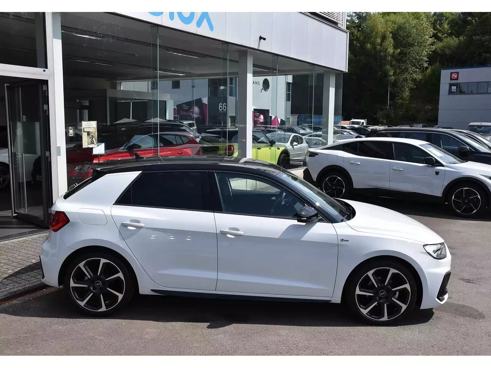 Audi A1 Sportback 30 TFSI S-Line S-Tronic Adrenalin Black Edition - Photo 1
