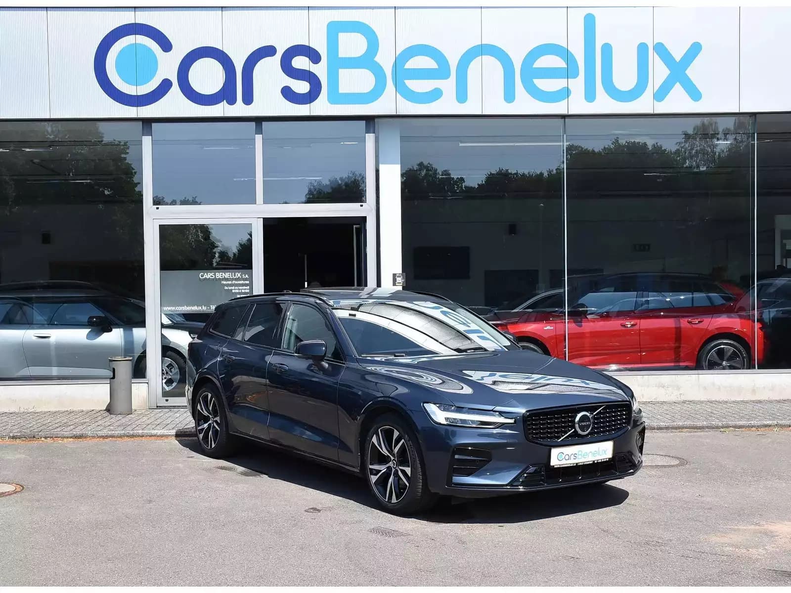 Volvo V60 2.0 B4 Plus Dark Geartronic PANO CUIR MEMO CAM360 HARMAN 1° MAIN - Photo 1