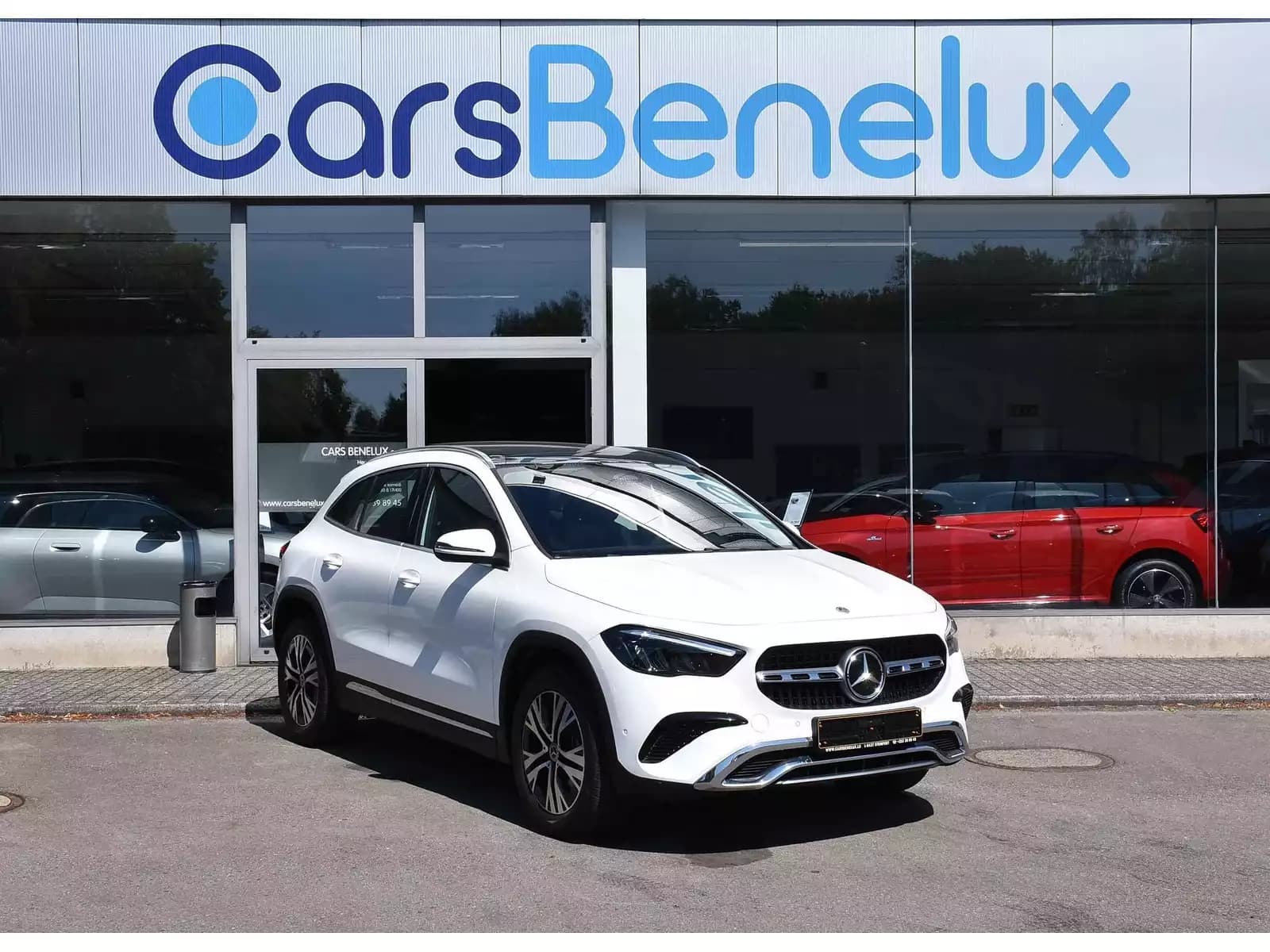 Mercedes-Benz GLA 200 CDI Progressive 8G-Tronic PANO CHFF ADD LANE GPS CAM 1° MAIN - Photo 1