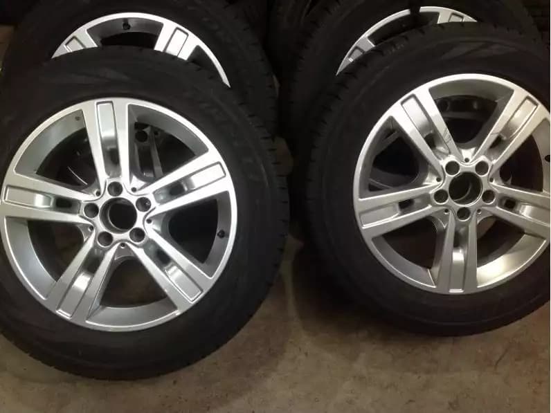 Jantes alu + Pneus hiver 18 255/55 R18 - Photo 1