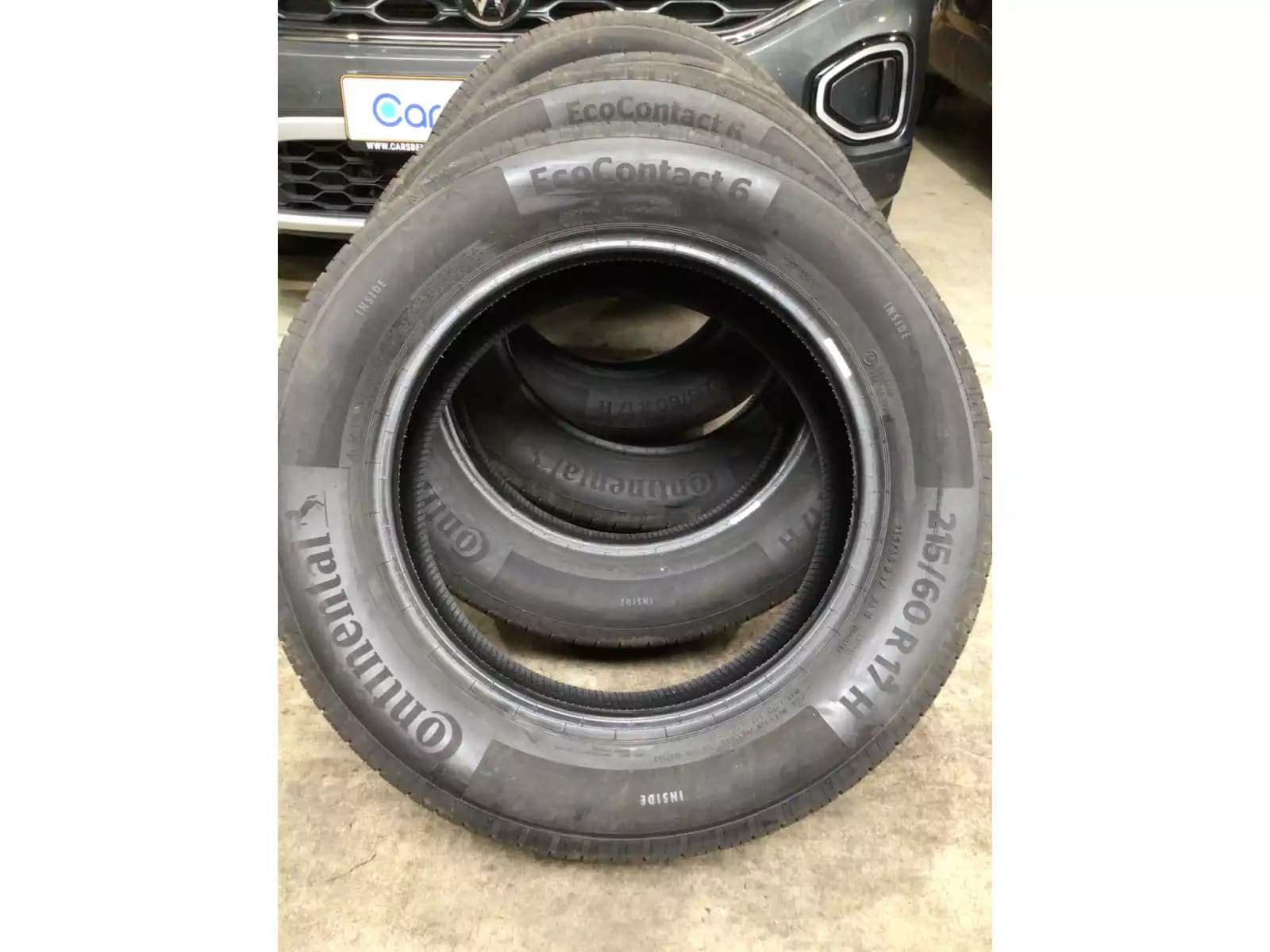 Pneus été 17 215/60 R17 96H - Photo 1