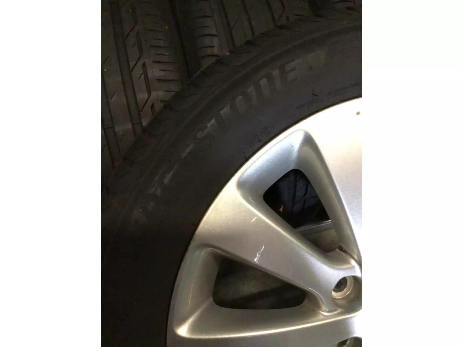 Jantes alu + Pneus été 17 225/50 R17 94V - Photo 1