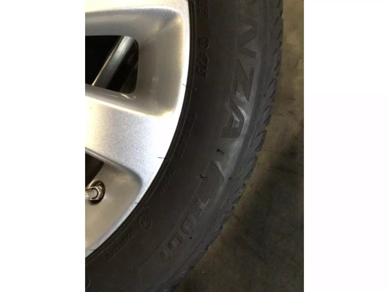 Jantes alu + Pneus été 17 225/50 R17 94V - Photo 1