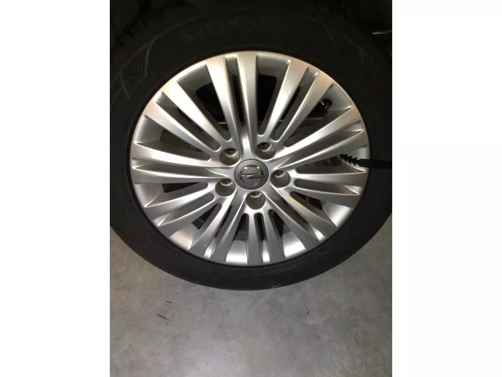 Jantes alu + Pneus été 16 205/55 R16 91W - Photo 1