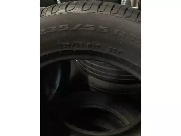 Pneus été 17 235/55 R17 99Y - Photo 2
