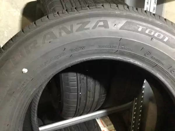 Pneus été 16 205/65 R16 95W - Photo 2
